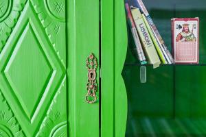 LISBON STORYTELLERS - Terrace by the River