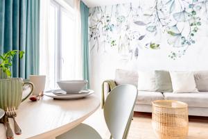 Apartamenty Sea Colors - Nowoczesne i Komfortowe Apartamenty w Jastrzębiej Górze