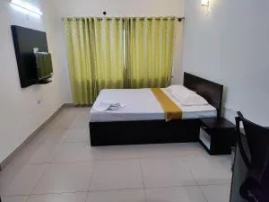 Private Room In Villa - Mālūr