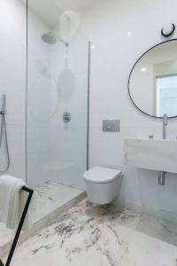 Modern & Bright Faro Mercado Apt 12 by Lisbeyond