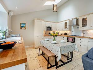 2 Bed in Ventnor 88857