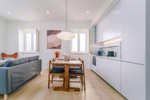 Modern & Cozy Faro Mercado Apt 11 by Lisbeyond
