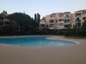 Appartements Tournamy Les Olivier : photos des chambres