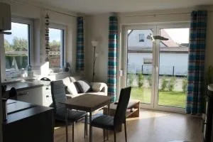 Fewo Möwe Lütow Usedom Achterwasser blaues Haus - Netzelkow