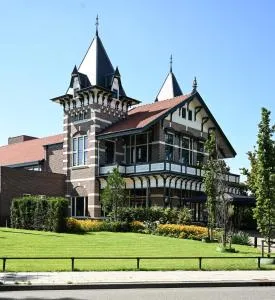 Wapen van Hengelo Residence Suites - digital key by SMS and email - Vossenbrink