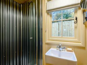 1 Bed in Alsop-en-le-Dale 90021
