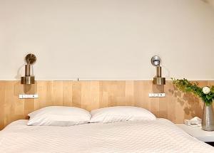 上野超豪华4人间 东京超级中心Ydoa 设计师房间 上野公园3分钟 车站1分钟 超级繁华 免费wifi 戴森吹风