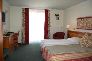 Comfort Room with Whirlpool room in Hotel Weinstube Ochsen