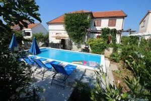 VILLA OTOK WITH POOL, TOP LUXURY IN TREBINJE - 特雷比涅