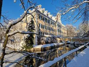 Wohnen im Wasserschloss Sandizell - 施罗本豪森
