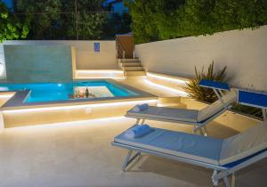 Villa Manuela near Medulin with private pool only 500 meters from sea