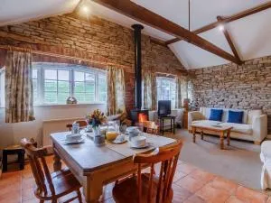 2 Bed in Abergavenny 90234 - Llangattock Lingoed