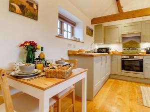 1 Bed in Burgh St Peter 90192
