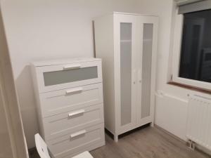 Quiet Residential @ Agglomeration Taplanszentkereszt 2 Bedroom + Living room