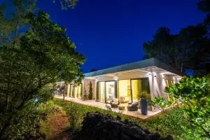 Villa Nid Cache Vrboska Hvar Croatia - Basina