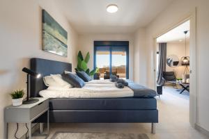 Lotus apartment with pool by Costarentals- Ref 240