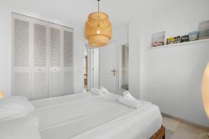 Retreat in Torremolinos by Costarentals - Ref 78