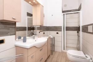 Stunning Center Rome Apartment