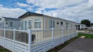 Rye Harbour Holiday Park - Lydd