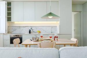 Modern & Cozy Faro Mercado Apt 21 by Lisbeyond