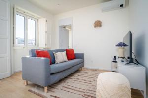 Modern & Bright - Faro Mercado Apt 22 by Lisbeyond