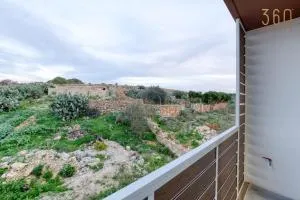 Beautiful 3-bed home with Greenery Views in Mgarr by 360 Estates - Skorba
