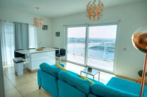 Seaview terrace, 2bedrooms, communal pool COGO1-1