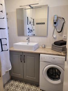 Cottage LE HÉRON, à quelques pas du lac de la Forêt dOrient - Les Cottages du Belvédère