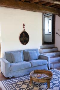 Deluxe One-Bedroom Apartment