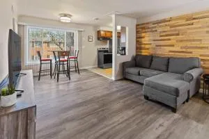 Modern Cozy 2b apt in Shelby Twp - 由提卡