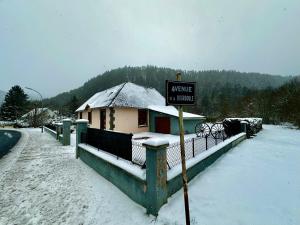 Maisons de vacances L'ecole du Hameau 9pers Le Mont Dore : photos des chambres