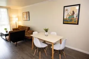 Stylish cozy 1 Bedroom Apartment in Ferndale MI - Berkley
