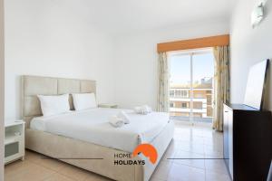 #199 Flamingo 1108 by Home Holidays