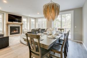 Spacious Conway Vacation Rental with Pool Table - 3hvězdičkové hotely ve městě Conway