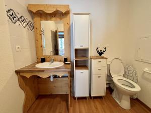 Appartement chaleureux au ski avec piscine