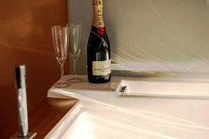 Appartements Loft/Jacuzzi L'instant : photos des chambres