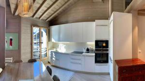 Le chalet sous-toiture Nánshān : spacieux, lumineux et idéalement situé à Auron