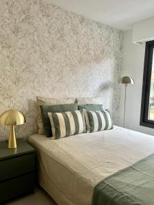 Menton carré d’or - Private garage