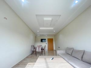 RIM Apartment Family Only