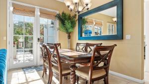 LV313 Legacy Villas Gem: 1-Story Mountain Views