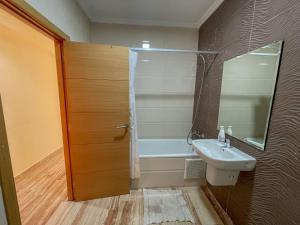 RIM Apartment Family Only