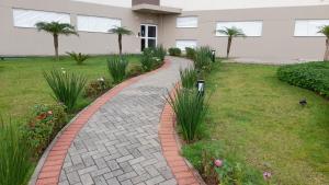 Apartamento com Garagem no Condomínio da Fé, Pertinho da Canção Nova