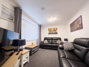 Immaculate 5 Bedroom House