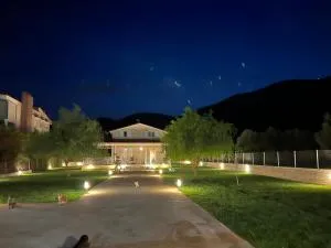 The Greek Key - 多西亚