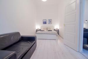 Kalvin 2BDR Apartment with AC