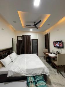 Homestay Comforts 500m from Amritsar Airport