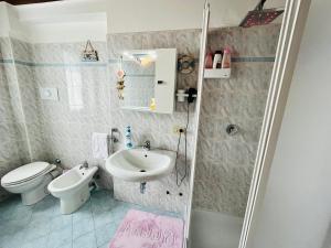 Desenzano Central Apartment with balcony