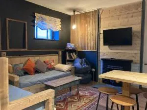 The Snug - Matlock Bank