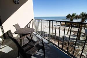 Soothing Ocean Breeze OF Tower Room, 2nd Floor