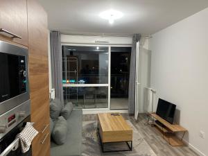 Appartements Agreable 2 pieces avec balcon et Parking transports by immo kit bnb : photos des chambres